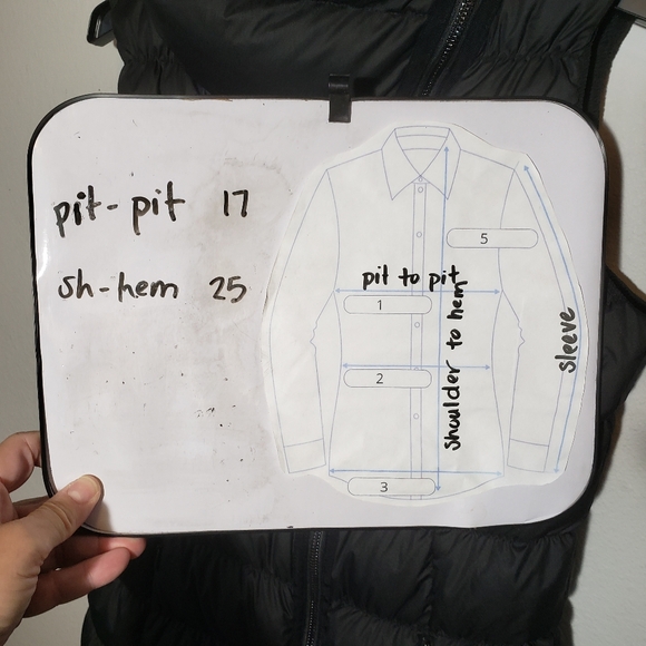 Athleta downabout black puffer vest goose down full zip vest size XS - Picture 10 of 10